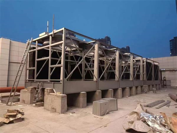 冷卻塔運(yùn)轉(zhuǎn)時的注意事項有哪些?(閉式冷卻塔需要加藥么)