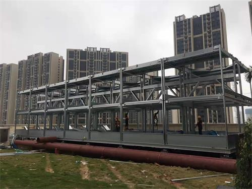 冷卻塔與工業(yè)冷水機(jī)的工作原理,華信工業(yè)冷卻塔