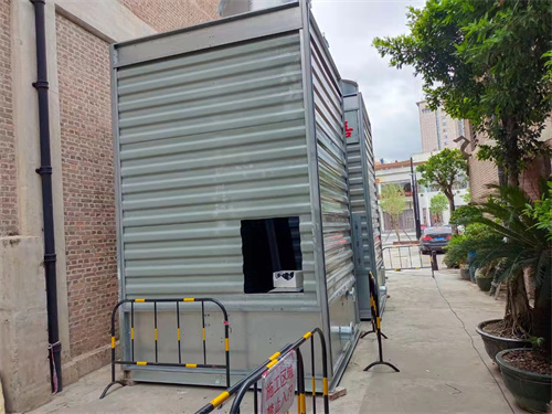 冷卻塔與工業(yè)冷水機(jī)的工作原理,華信工業(yè)冷卻塔